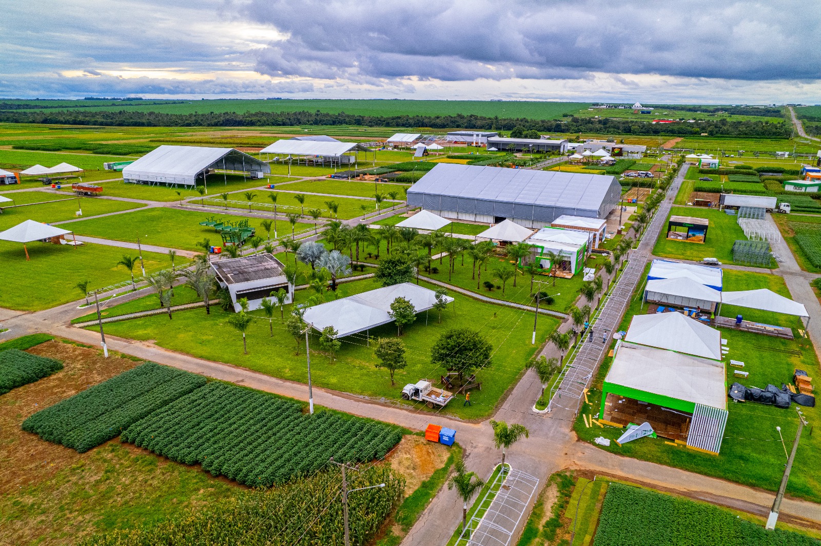 Grandes marcas expõem seus produtos na maior vitrine do agronegócio de MT