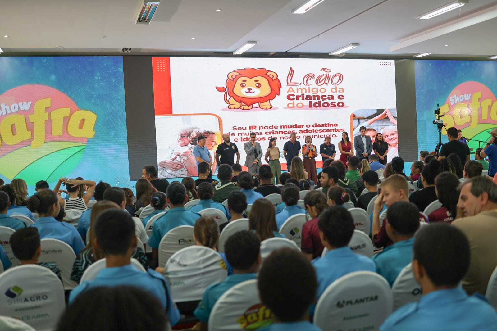 Show Safra sedia lançamento da Campanha "Leão Amigo da criança e do idoso"