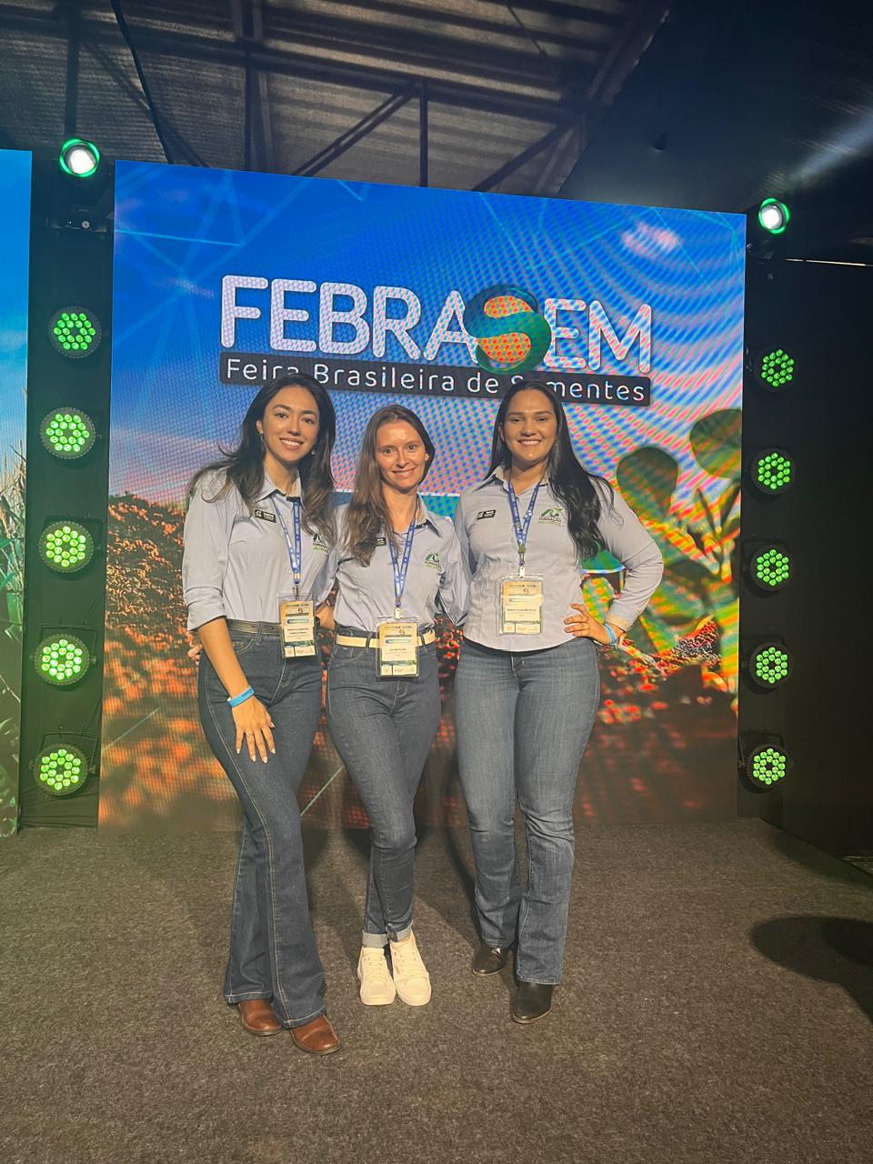 Participação em evento nacional eleva padrão de qualidade do Laboratório de Sementes da Fundação Rio Verde