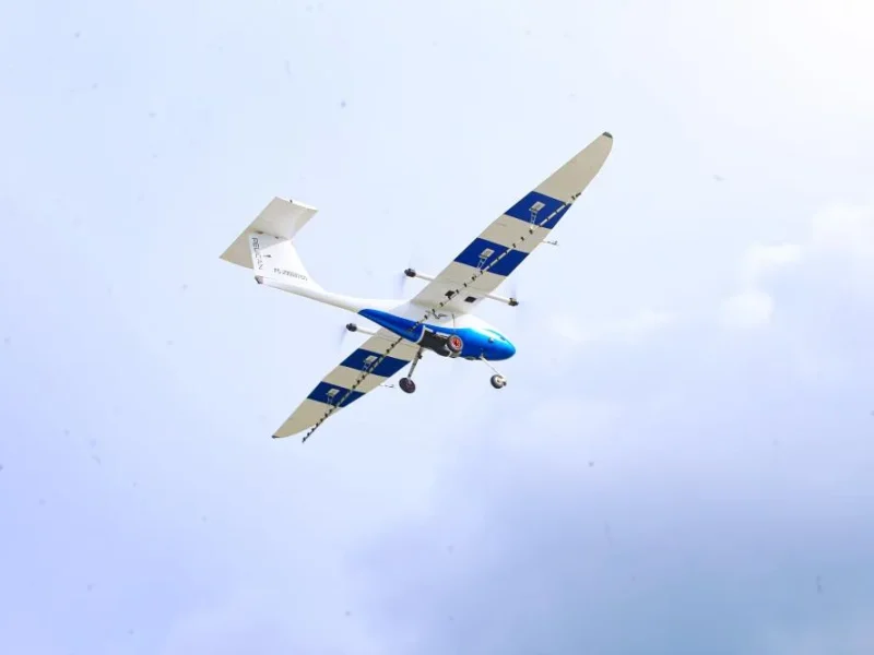 Avião agrícola “sem piloto” faz voo inaugural no Show Safra Aero