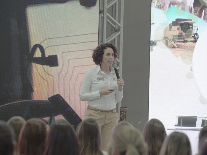 Mulheres e agronegócio Uma entrevista com quem conhece a evolução das mulheres em uma das áreas mais promissoras da economia nacional